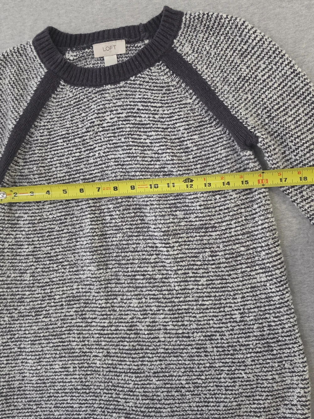 Gray Marled Crewneck Sweater - Women